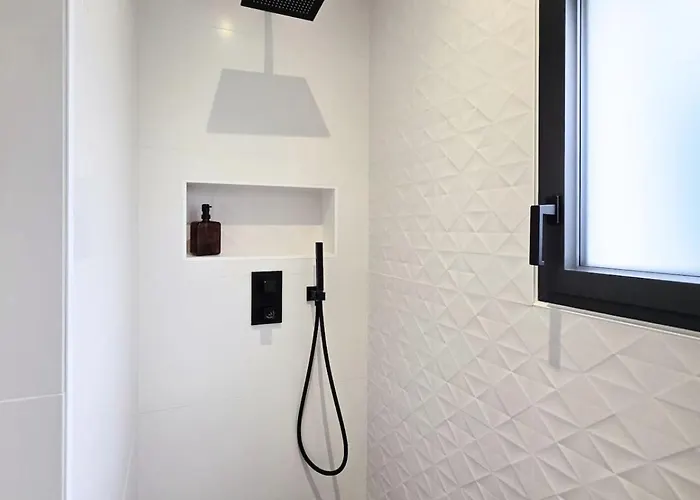 Апартаменты Maison Cosy En Centre-Ville, 8 Voyageurs Beaupreau-en-Mauges