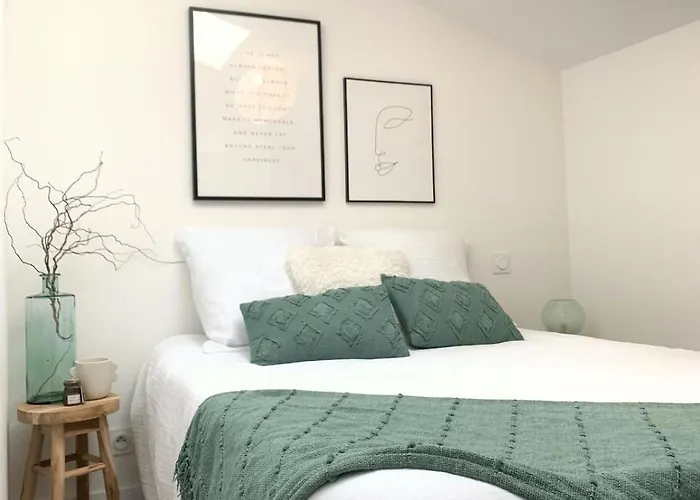 Maison Cosy En Centre-Ville, 8 Voyageurs Апартаменты *